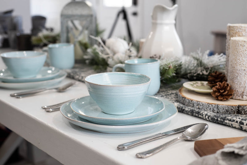 Elanze Designs Reactive Glaze Ceramic Stoneware Dinnerware 16 Piece Set - Service for 4, Ice Blue